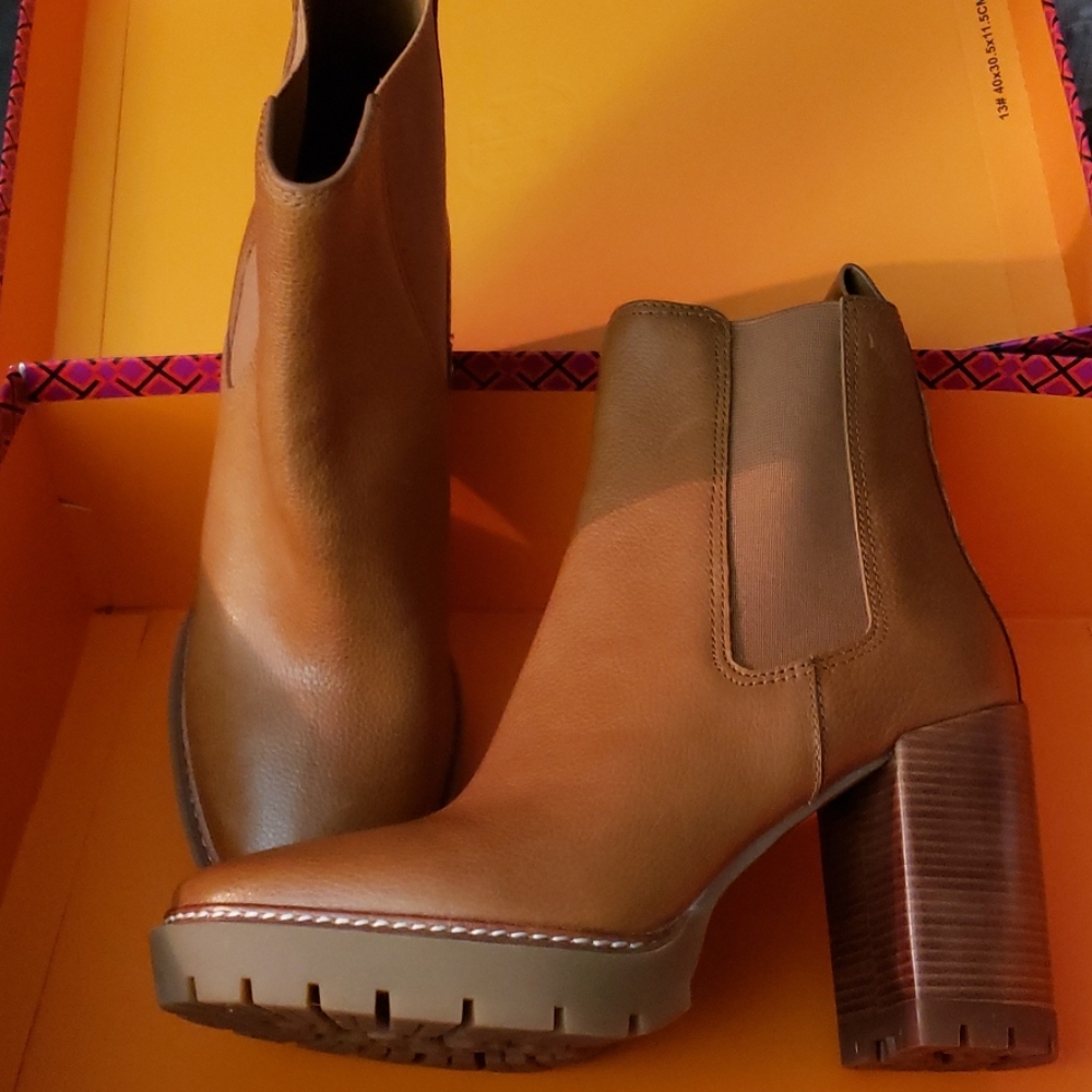 Authentic Tory Burch Boots